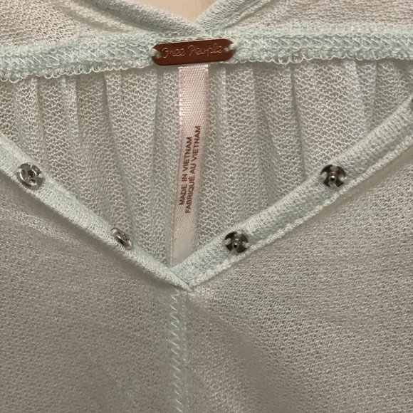 Beautiful Teal Light Weight Shirt - Festival Ready - Picture 2 of 4